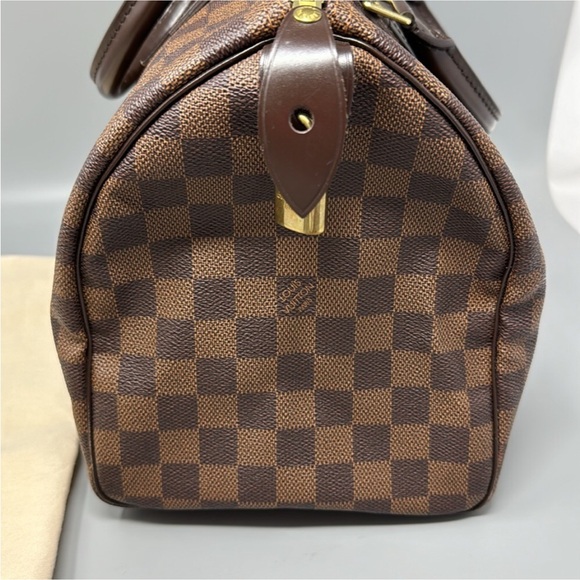 Louis Vuitton Damier Ebene Speedy 30 - Picture 9 of 14